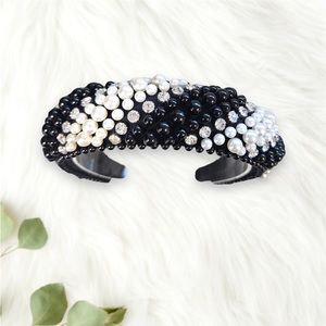 088 - Beaded Black & Pearl Headband